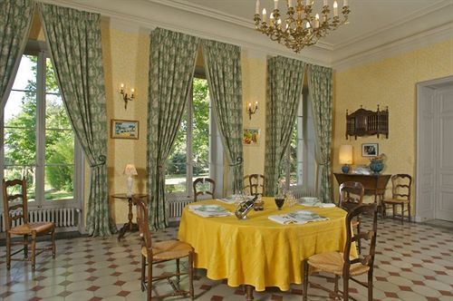 Hotel Chateau Juvenal Saint-Hippolyte-le-Graveyron Esterno foto