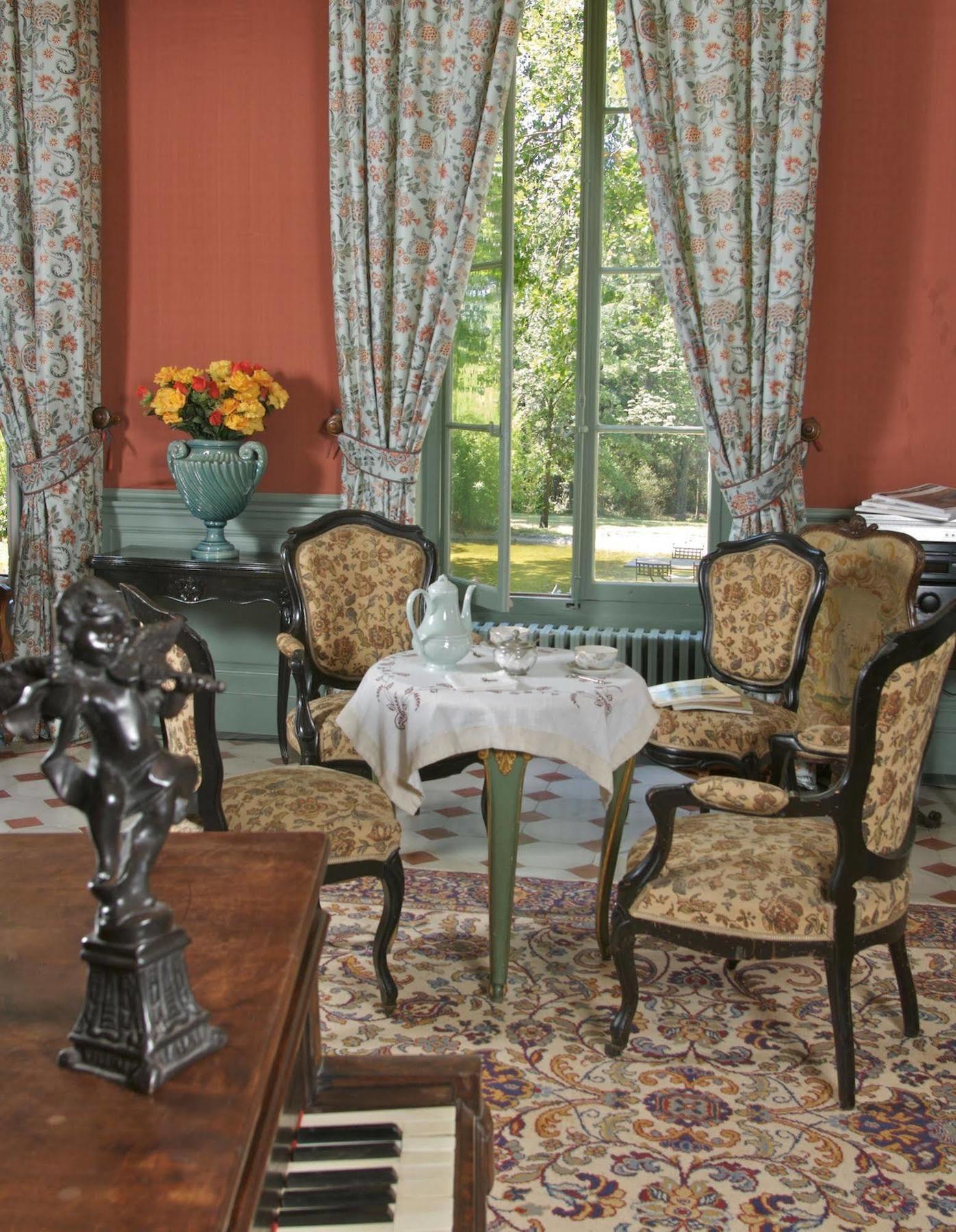 Hotel Chateau Juvenal Saint-Hippolyte-le-Graveyron Esterno foto